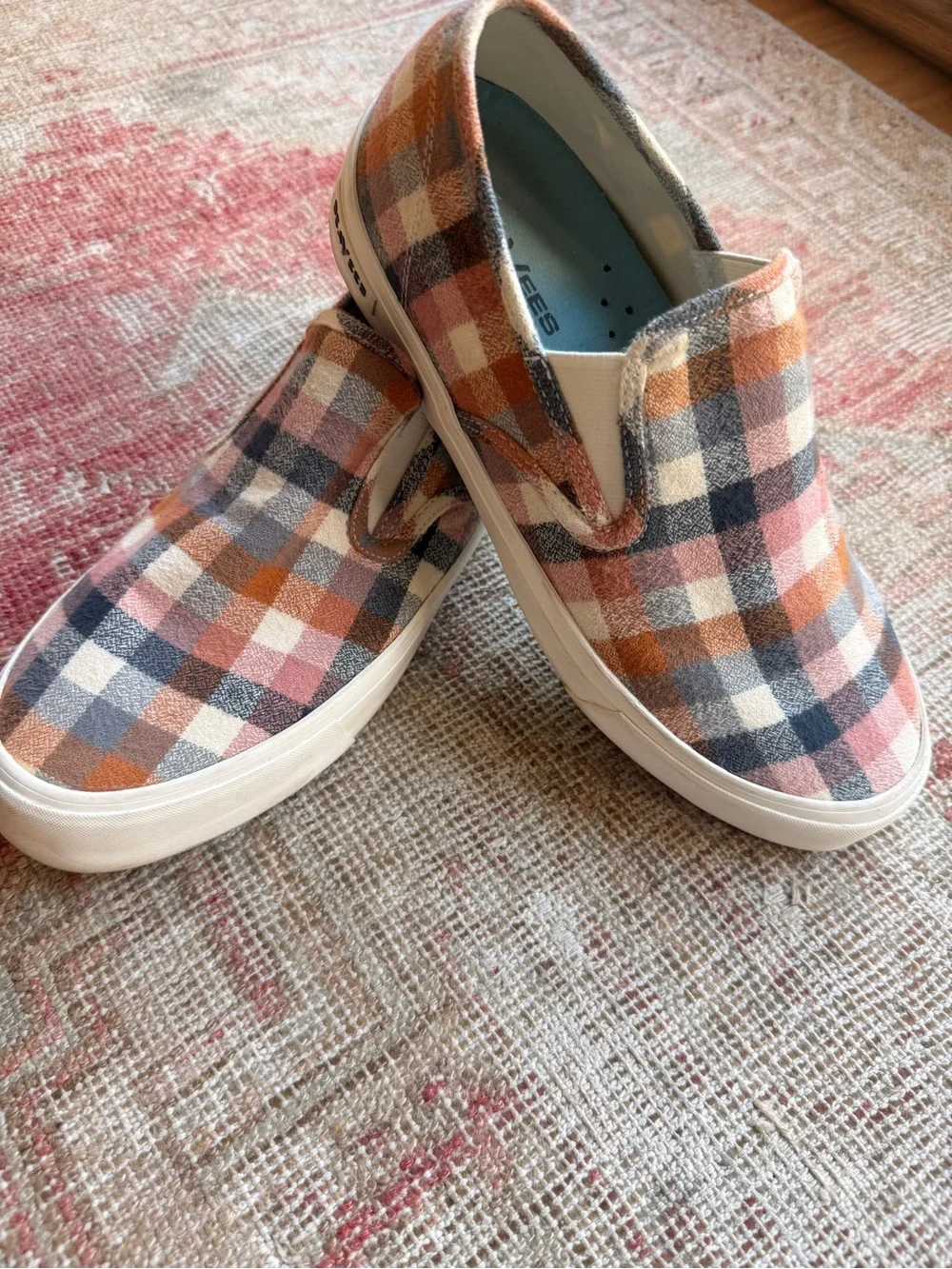 SeaVees Baja Slip-On Plaid Womens flannel platform  Sneakers Chai plaid